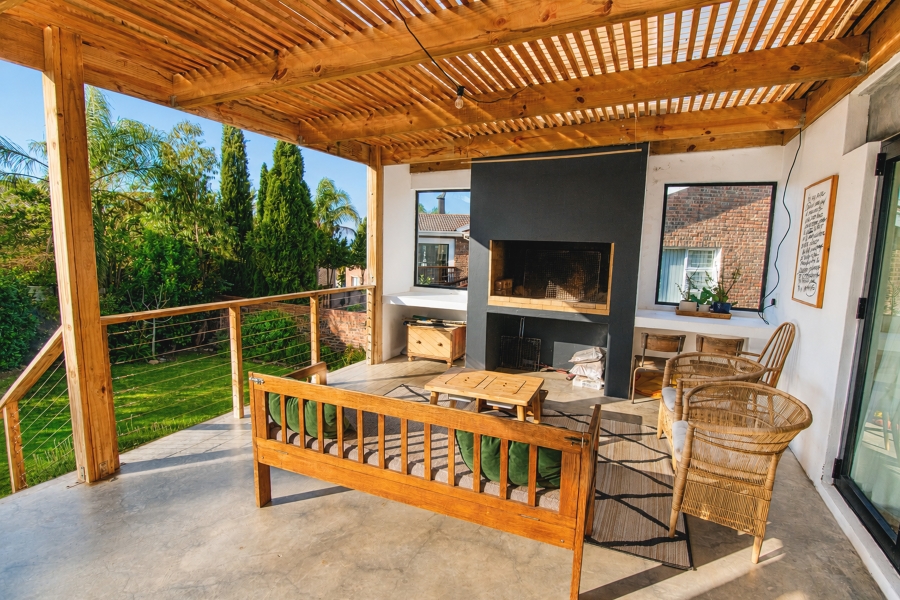 3 Bedroom Property for Sale in Wavecrest Eastern Cape